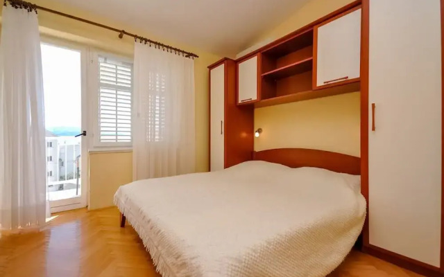Apartments and Rooms Nikola