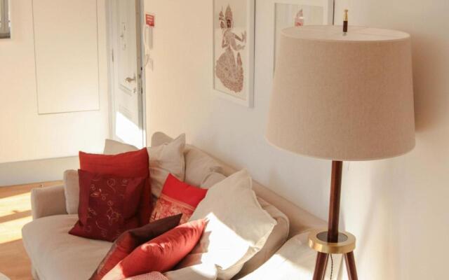 Sao bento stylish cozy apt with ac balcony