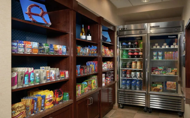 Hampton Inn & Suites Salem, OR