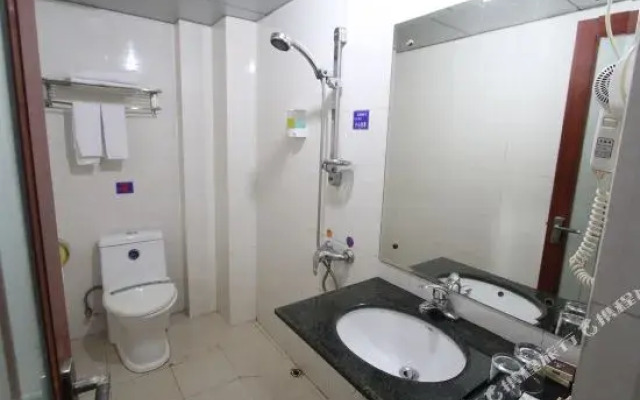 Hengda Hotel Dianbai