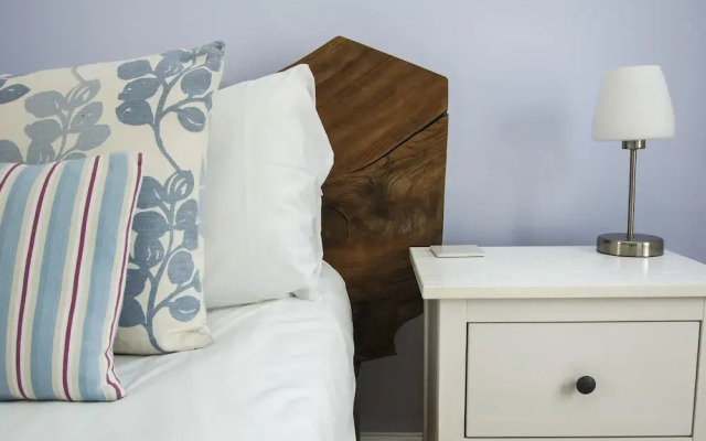 Marine Cottage Parking by Brighton Holiday Lets