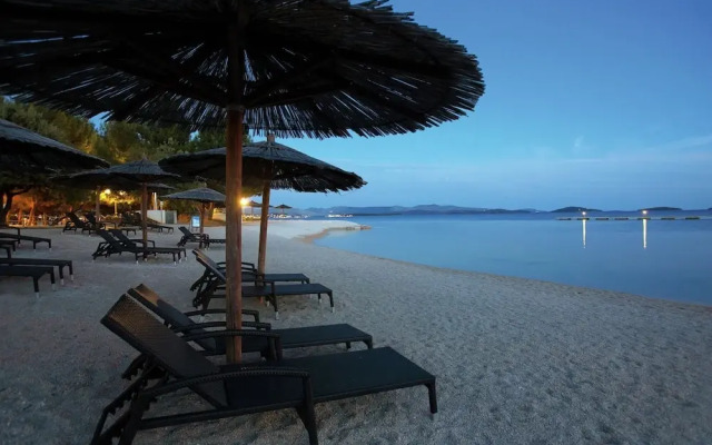 Comfortable Apartment With Airconditioning, Near Sibenik