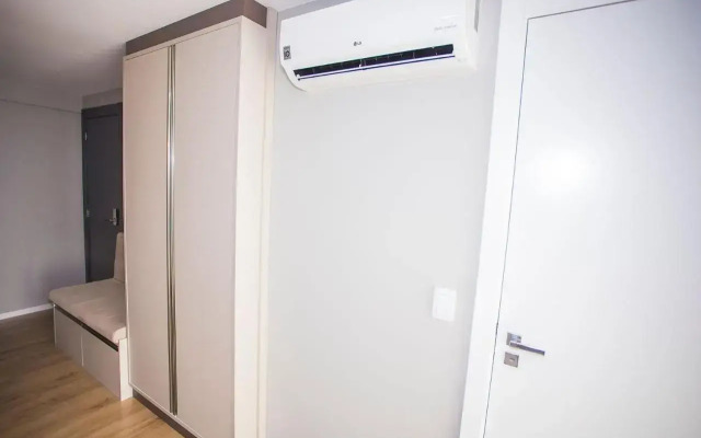 Studio Adaptado com Ar Condicionado - ALL1102