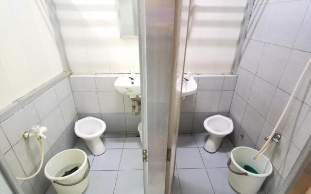 ARK Hostel City Center Manila