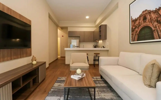 w Beautiful 2BR w Terrace Near Kennedy Park