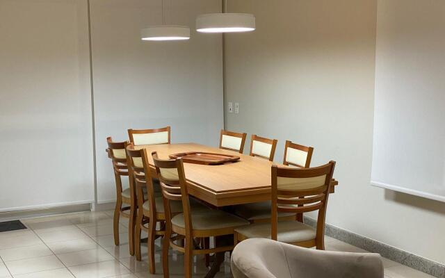 Casa Térrea 3 suítes Piscina Jurere Internacional