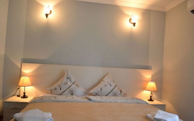 Motion Hotel