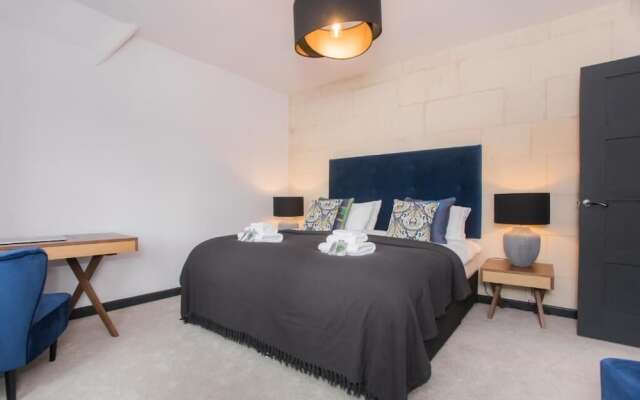 Locksbrook Lodge