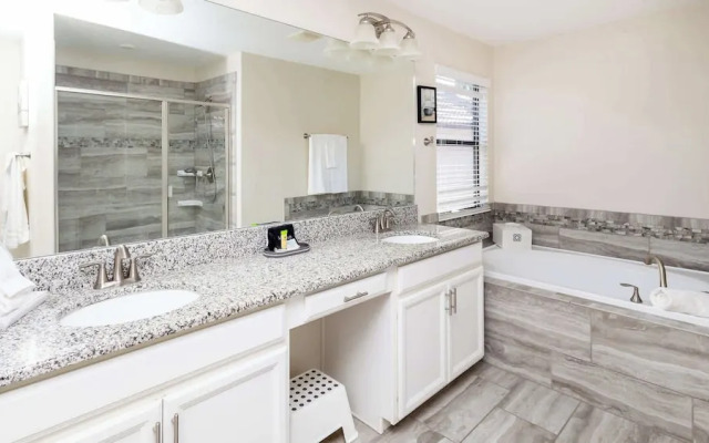 Solterra Dream Escape For 14!