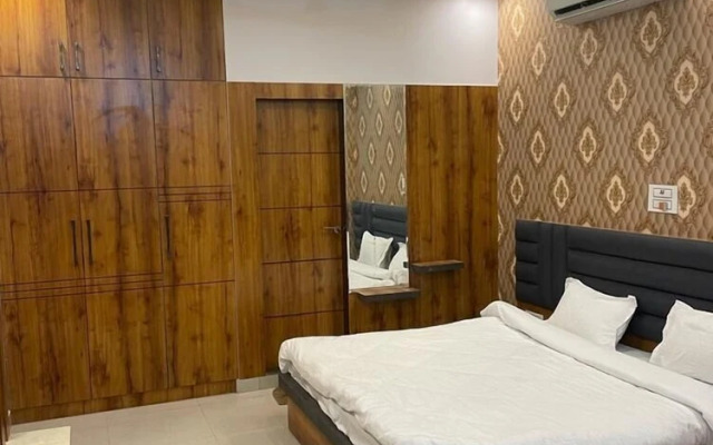 Udiksh Hotel and Restaurants