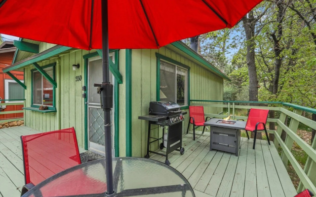 Escape IN THE Pines #2276