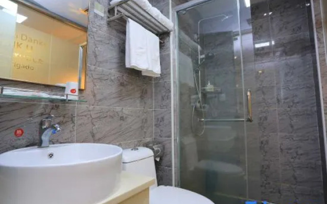 Thank You Inn Shenzhen Longhua Qinghu Subway Station