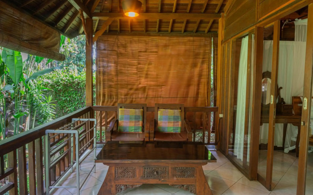 Sari Bamboo Villas