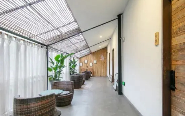 Jiushe Moganshan Banshan Forest Holiday Home