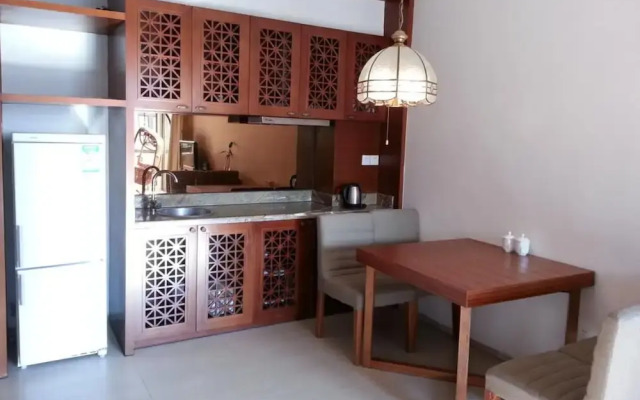 Lingshui Sea View Vacation Apartment
