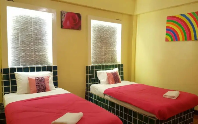 Baan Sai Thong Hotel