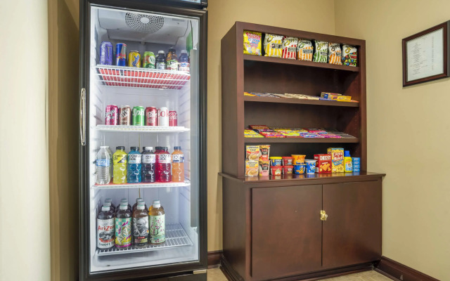 Best Western Plus Chalmette Hotel