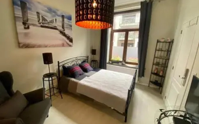 Place Jourdan Petit Appartement