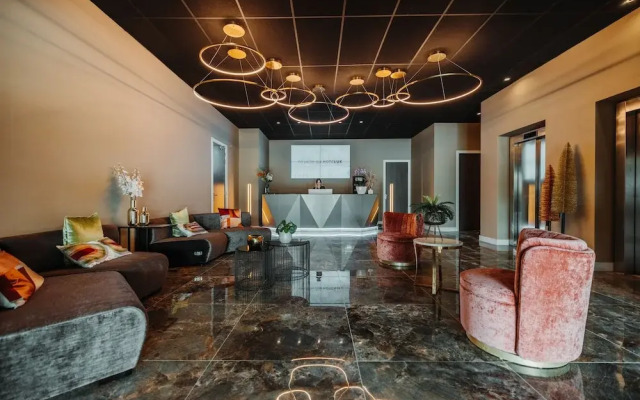 HOTELUX Amsterdam Airport Hotel