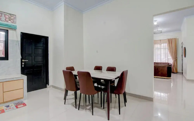 OYO 94758 Kamila House