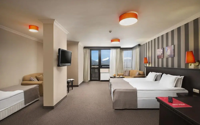 Royal Park Hotel & Apartments