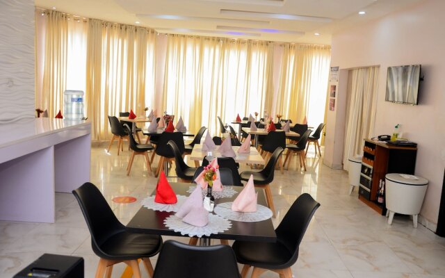 GPinnacle Suites