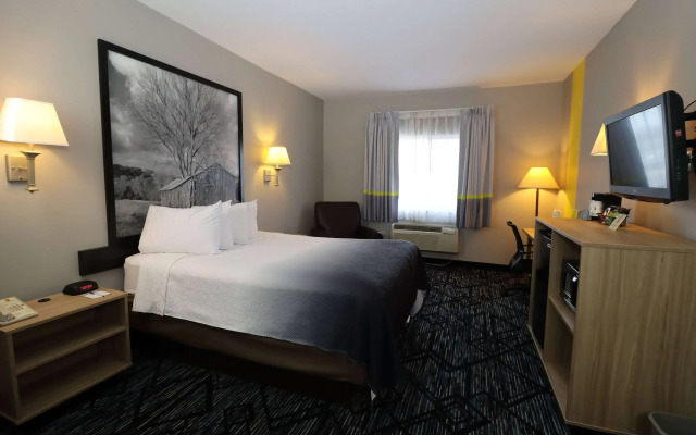 Super 8 by Wyndham Perryville