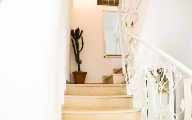 Cosy Triplex in la Marsa - 3 Bed 2 Bath