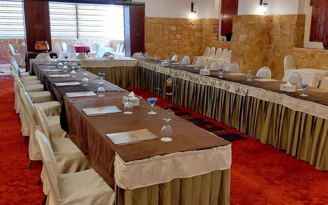 Hayat Zaman Hotel & Resort