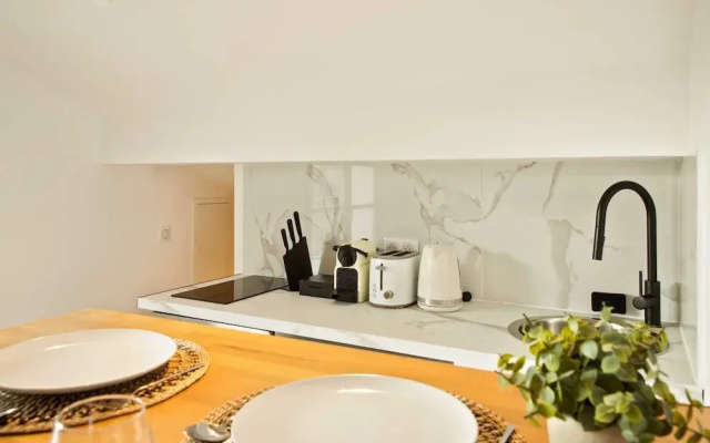 Bright Apartment - AC- 2P - Center of St Tropez