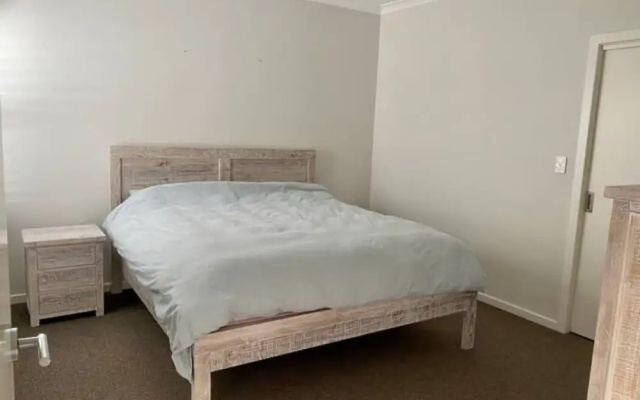 Blau - The Blue House – Guest Rooms – Dunsborough