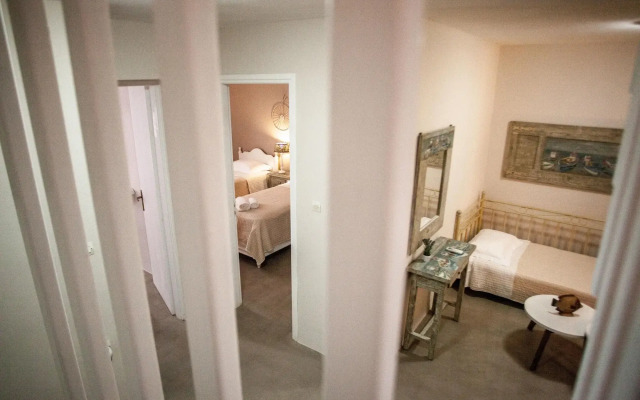 Porto Koundouros Villas