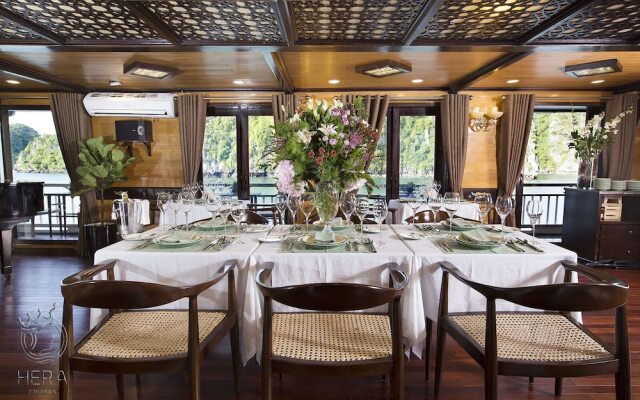 Hera Grand Luxury Cruises Halong