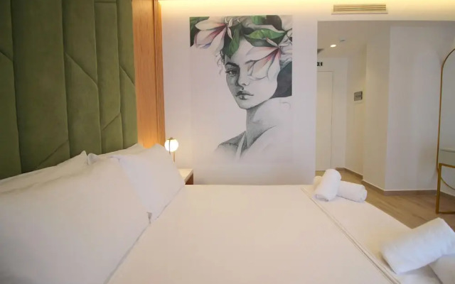 Julia Hotel