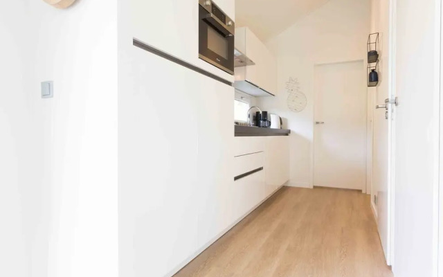Modern chalet with a dishwasher, located in Park De Veluwe