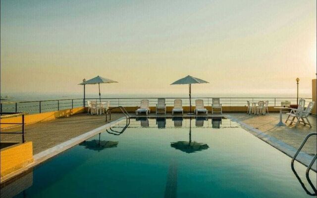 Aqua Vista Hotel