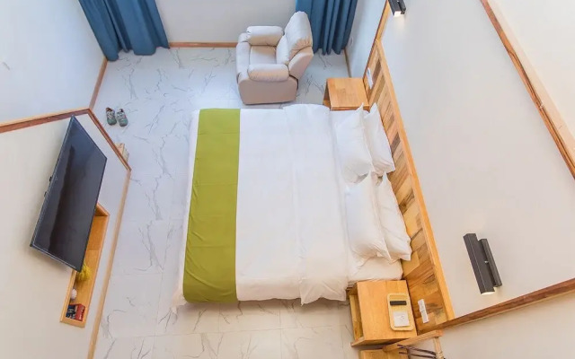 Wuzhen Ziye Musu Inn