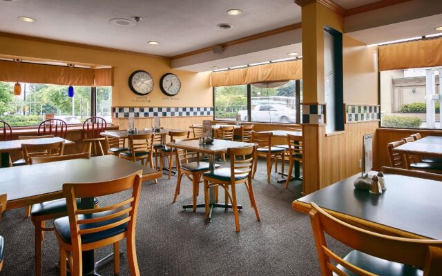 SureStay Hotel by Best Western North Vancouver Capilano