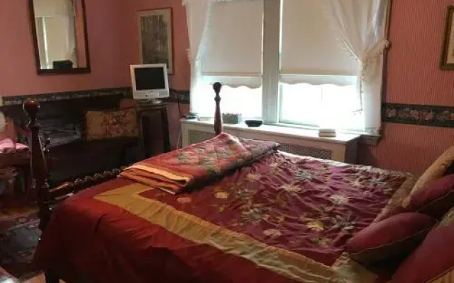 Cranberry Gardens Inn