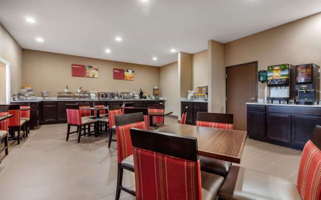 Comfort Suites Omaha East-Council Bluffs