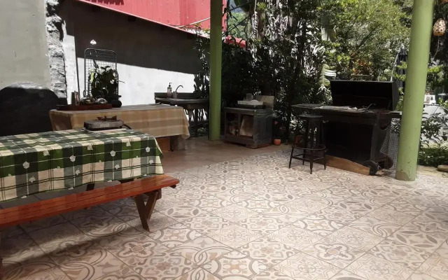 Niuniu & Meng Ka Homestay
