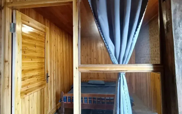 Ta Phin Homestay
