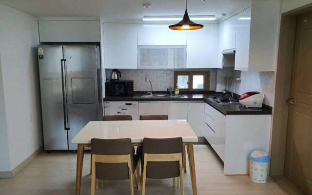 JS Residence Hotel Okpo