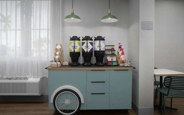 Spark by Hilton Miami Doral