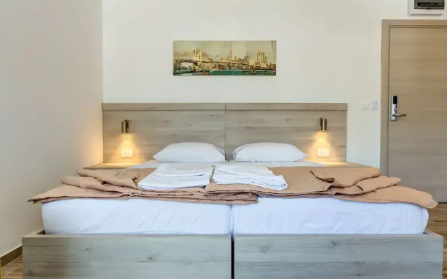 Almare apartments  Budva