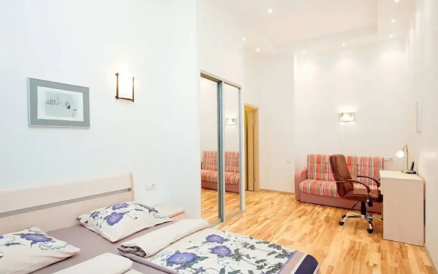 Апартаменты «Feelathome Невский»