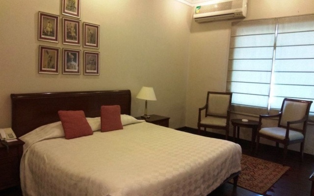 Hari Niwas Palace – Guest Rooms – Jammu