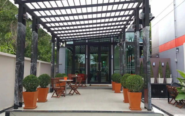 Woodroof Residence Rangsit