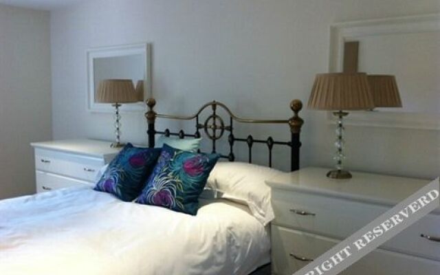 The Manor House Self-Catering Suites