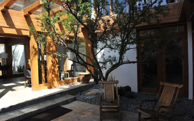 Woobay Hotel